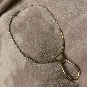 Sarah Coventry Vintage Nile Queen Goldtone Necklace vintage 1976